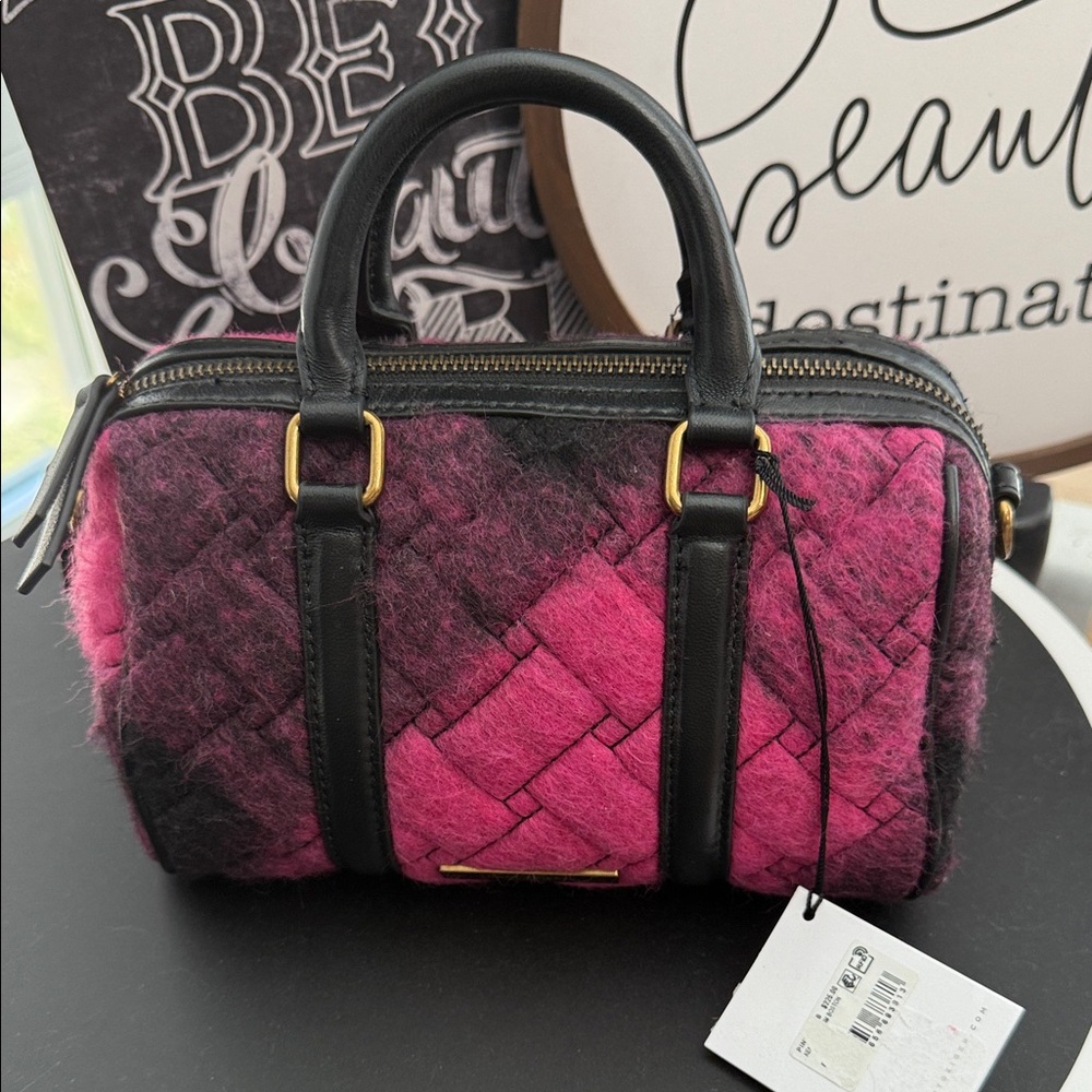 Kurt Geiger London Quilted Wool Satchel – Pink & Black, NWT - Picture 3 of 3